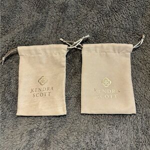 Kendra Scott Jewelry Pouches - Beige with Gold Logo